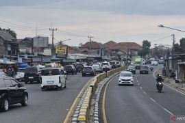 76.336 kendaraan lintasi Nagreg arah Bandung hingga sore H+3
