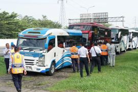 Kemenhub lakukan "ramp check" 60.000 lebih bus selama angkutan Lebaran