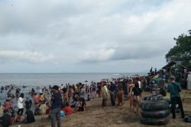 Kunjungan wisatawan Anyer-Cinangka Banten tembus 68.500 orang hingga H+2 Lebaran