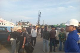 Penumpang arus balik Lebaran 2026 di pelabuhan Tanjungpandan meningkat