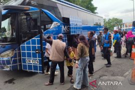 Terbatasnya angkutan ke Majalaya jadi tantangan pemudik Lebaran 2026