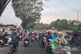Puncak Arus Balik H+3: 50 Ribu Kendaraan Padati Jalur Cianjur