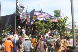 Pemkab Lambar sebut Pesta Sekura Cakak Buah jadi magnet kunjungan wisatawan