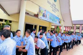 Sekda HSU pimpin apel hari pertama kerja pasca lebaran