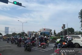 Pemkot Cirebon memanfaatkan 20 CCTV guna pantau arus balik Lebaran
