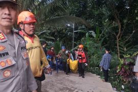Tim SAR temukan jasad wisatawan tenggelam di Curug Goong