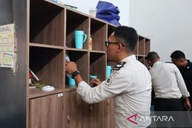 Ditjenpas Maluku lakukan penggeledahan lapas serentak usai Lebaran