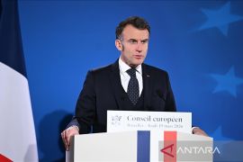 Presiden Prancis Macron mengaku berdialog dengan pemimpin Kurdistan Irak