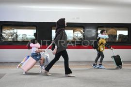 Daop 1 Jakarta catat 51.975 penumpang tiba pada Jumat