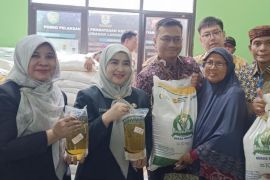 Pemkot Cirebon mulai menyalurkan bantuan pangan untuk 35 ribu penerima