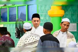 Rayakan Idul Fitri, Bupati Lamandau ajak masyarakat pererat silaturahmi