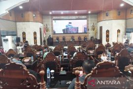 Bupati sebut pendapatan Kapuas tahun 2025 mencapai 102,02 persen