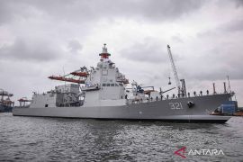 Kedatangan KRI Prabu Siliwangi-321 perkuat pertahanan laut nasional