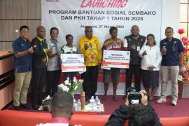 Kantor Pos salurkan bantuan sosial dan PKH tahap pertama bagi 913 KPM Kota Jayapura