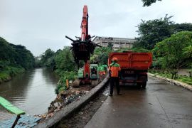 DLH DKI siapkan TPS alternatif tampung sementara sampah di Tanah Kusir