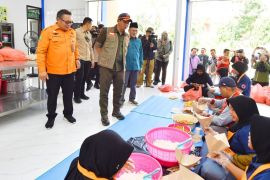 BNPB pastikan kebutuhan dasar korban banjir Pasuruan terpenuhi optimal