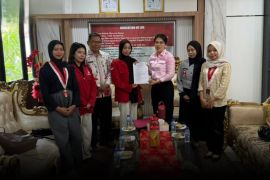 Wali Kota Singkawang dorong peran mahasiswa perkuat pembangunan pendidikan