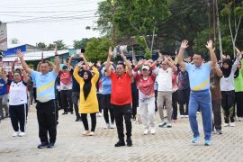 Sekda Kapuas ajak ASN jaga kebersamaan dan kesehatan lewat senam bersama