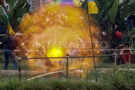 Festival rakyat adu kuluwung karbit di Bogor