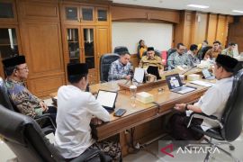 DPRD Kalsel serap strategi PAD Jateng