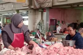 Stok kebutuhan pokok Kota Magelang tetap mencukupi