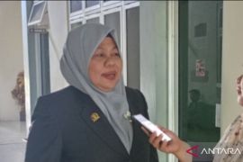 Legislator Gorontalo Utara: Orang tua dan guru terdepan awasi medsos