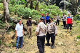 Polres Anambas rutin patroli cegah karhutla