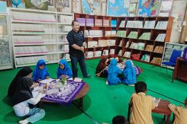 FPL Pasaman Barat nilai pembatasan medsos bagi anak harus disertai transformasi ekosistem literasi