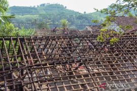 Dihantam Angin Kencang, 83 Rumah di Ciamis Rusak!