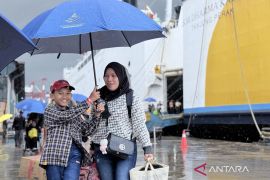 6.824 penumpang tiba hingga akhir arus balik di Pelabuhan Banjarmasin