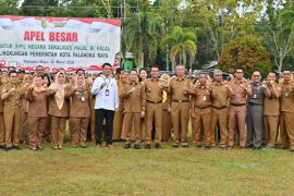 Wali Kota Palangka Raya tegaskan komitmen tingkatkan layanan publik