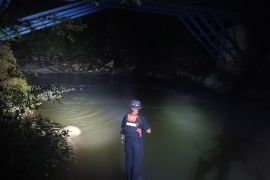 Dua wisatawan hilang karena terseret di Sungai Kalimborang Maros
