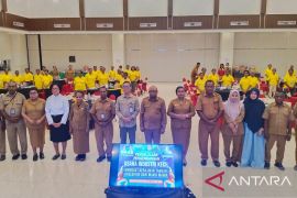 Dekranasda Kota Sorong berdayakan pelaku usaha  orang Papua