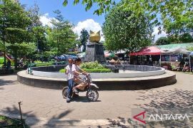 Taman Badaan tetap jadi arena bermain anak-anak