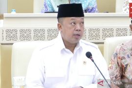 Komisi II gelar rapat dengan Menteri ATR/BPN, bahas capaian-anggaran