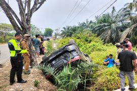 Wakil Ketua DPRD Bengkalis terlibat kecelakaan