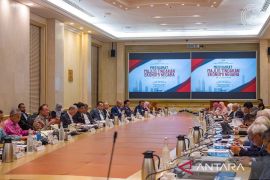 Sikapi ancaman krisis, PM Malaysia ajak warganya utamakan beli produk lokal