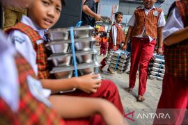 Jumlah penerima manfaat program MBG