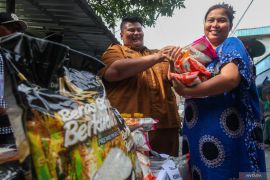 Pasar murah di Surabaya