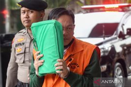 Mutasi janggal tersangka PN Depok, dua Kasi MA dipanggil KPK