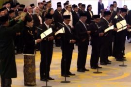 ADK OJK 2026-2031 resmi menjabat usai ucapkan sumpah jabatan