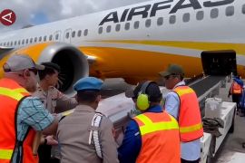 Polisi olah TKP penembakan karyawan Freeport di Grasberg Mimika