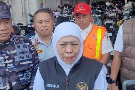 Khofifah lepas mudik gratis Pemprov Jatim di Pelabuhan Jangkar
