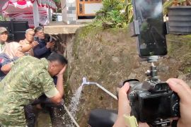 Krisis air bersih di Cisuru teratasi berkat bantuan Kodim 0623 Cilegon