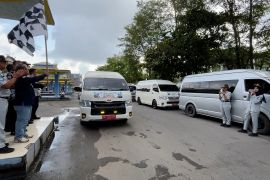 Pemprov Kalsel kerahkan 27 armada mini bus dalam program mudik gratis