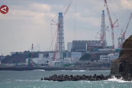 Pembuangan limbah nuklir Fukushima berlanjut di tengah protes