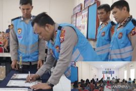 Kapolres Tanjungbalai tanda tangani fakta integritas penerimaan "Casis" 2026