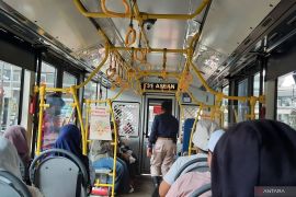 Jumlah penumpang angkutan umum di Jakarta meningkat pada Februari 2026