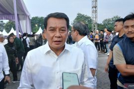 Bupati Tangerang minta warganya tak panik soal pembatasan BBM