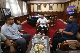 Dek Fadh instruksikan kepala daerah aktifkan posko untuk percepatan data huntap